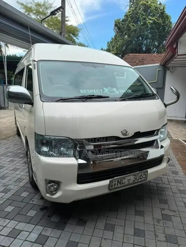 Toyota KDH HIGH ROOF 223 2015