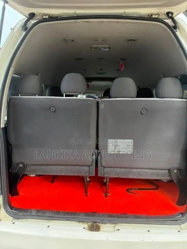 Toyota KDH HIGH ROOF 223 2015