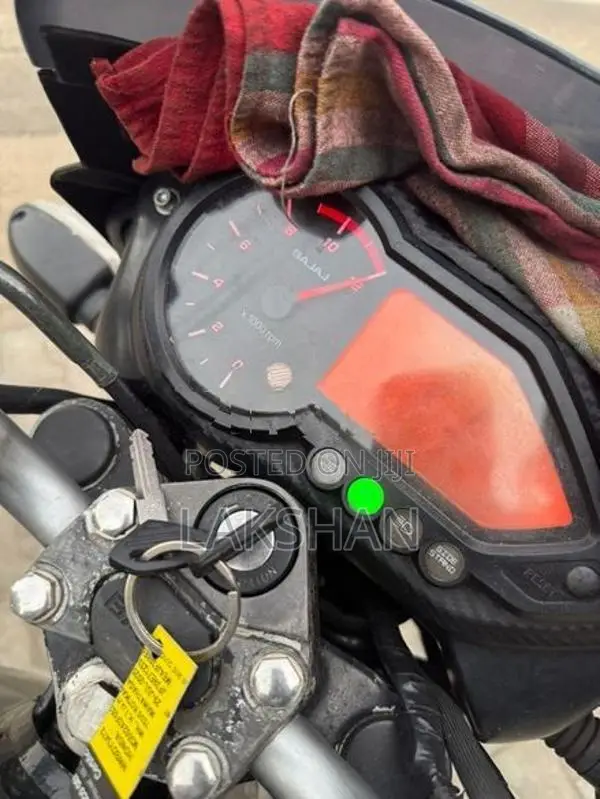 Bajaj Pulsar 180 2009