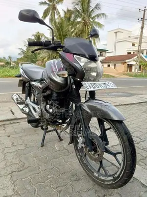 Bajaj Discover 125 2016