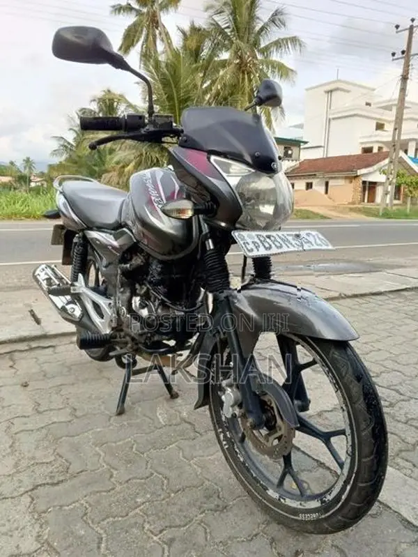 Bajaj Discover 125 2016