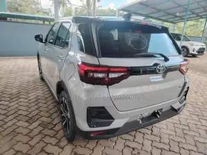 Toyota Raize Z Hybrid 2026