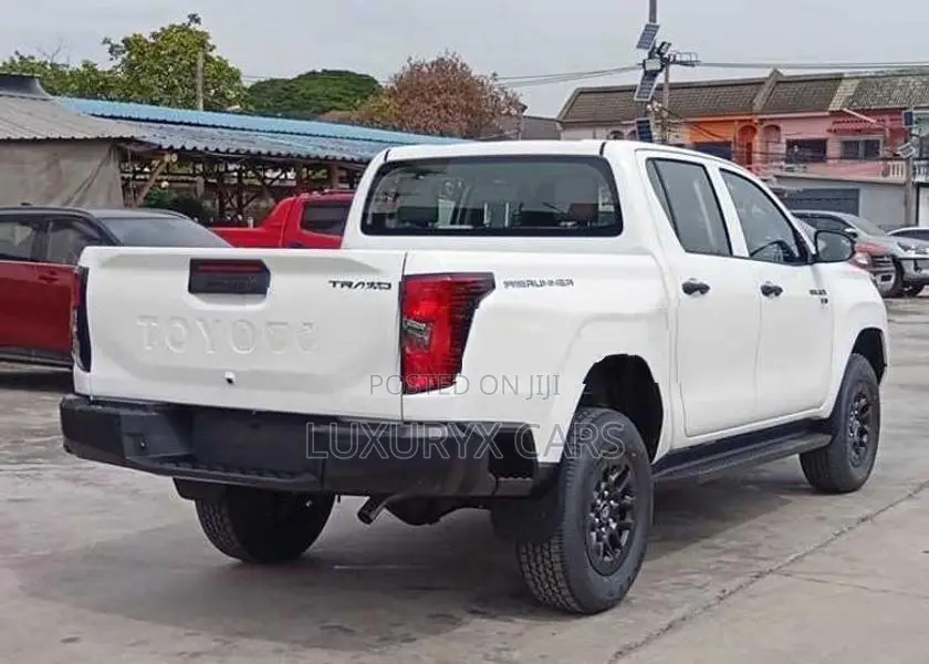 Toyota Hilux Thailand 2026