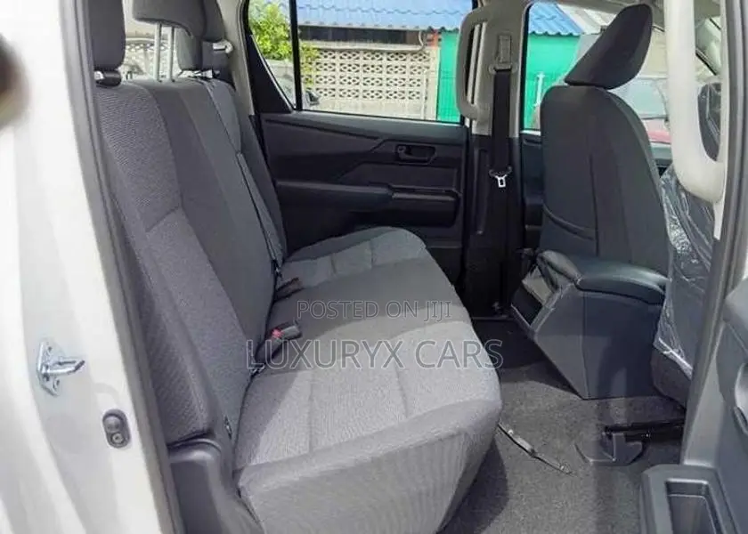 Toyota Hilux Thailand 2026