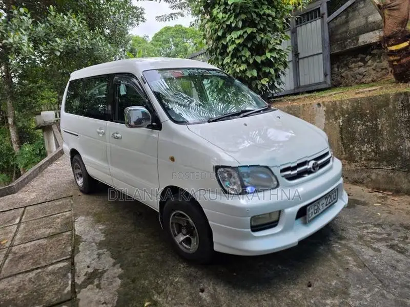 Toyota Noah KR42 1997
