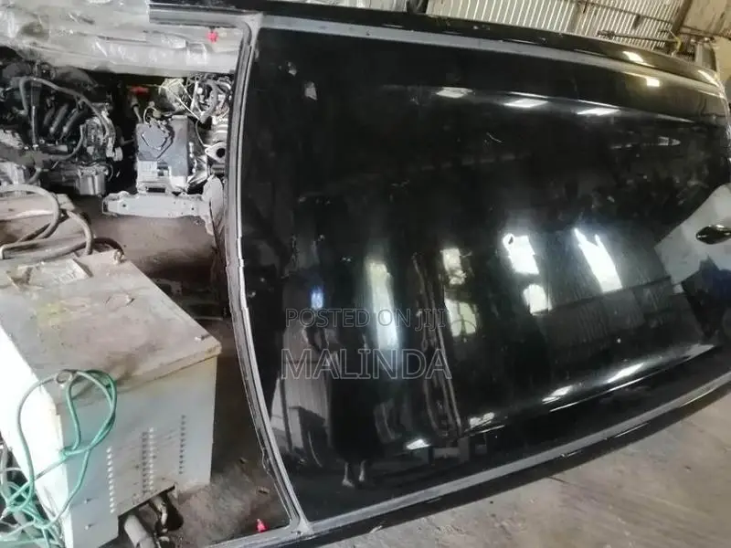 Honda Vezel Hood - Reconditioned