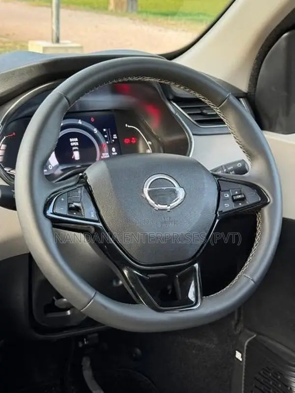 Nissan Gravite Tekna LE 2026