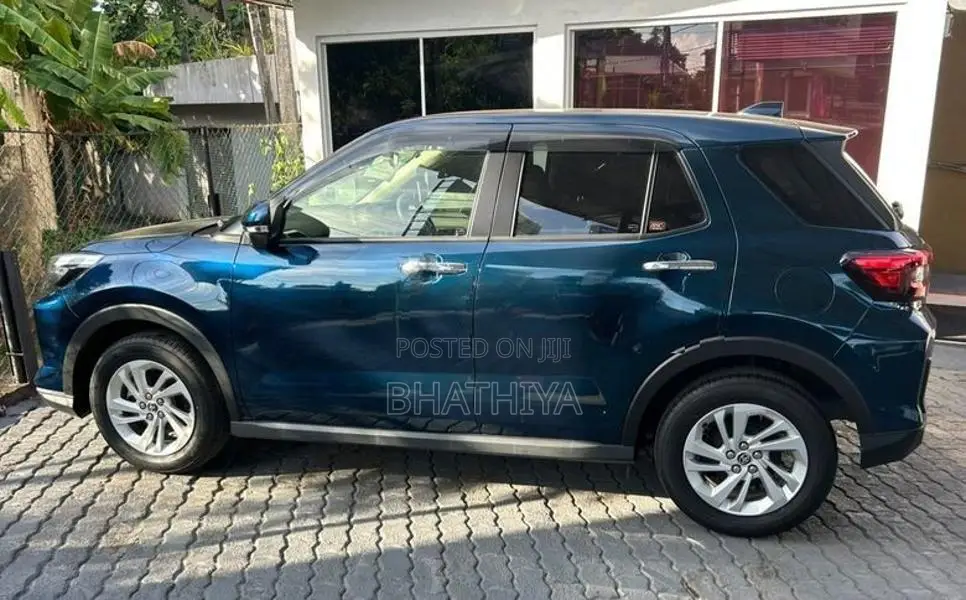 Toyota Raize G Alloys 2025