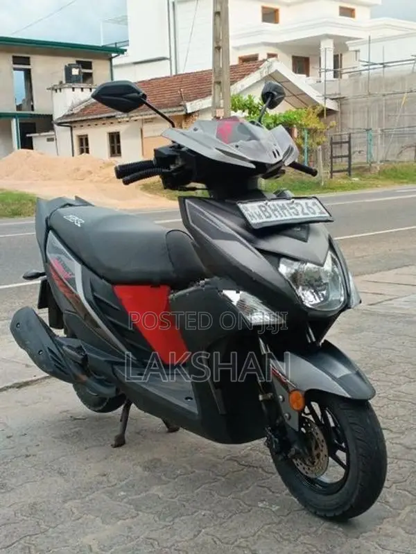 Yamaha RayZR 2021