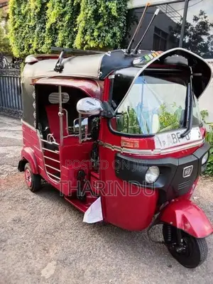 Bajaj RE 4 Stroke 2015