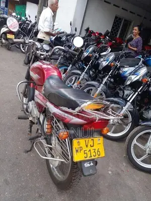 Bajaj CT100 2010