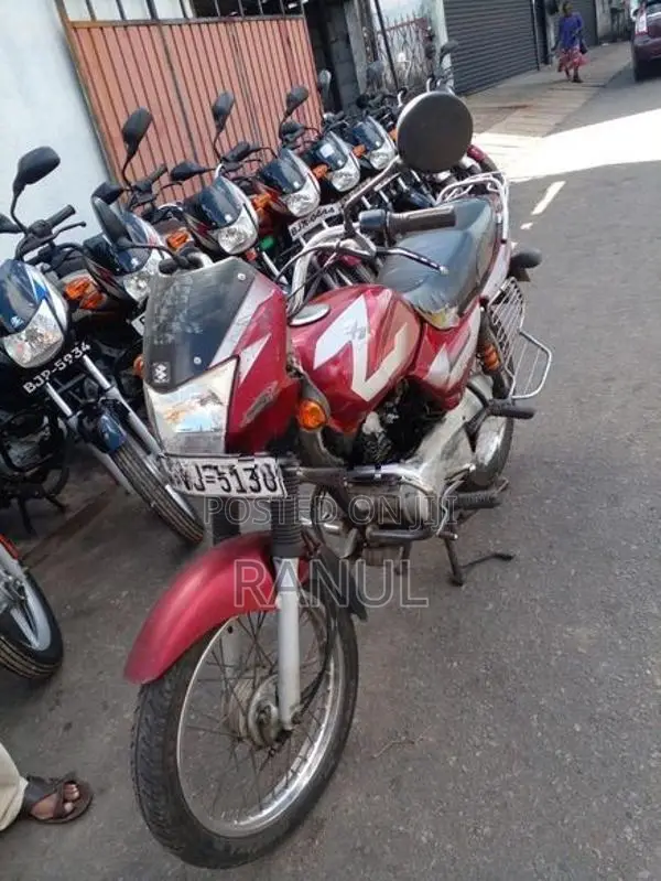 Bajaj CT100 2010