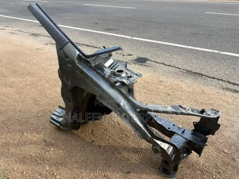 Honda Insight Front Right Side Cut A Post