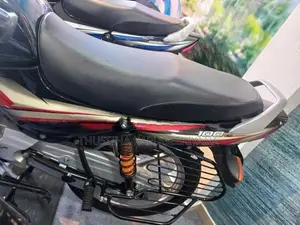 Bajaj CT100 red 100 2026