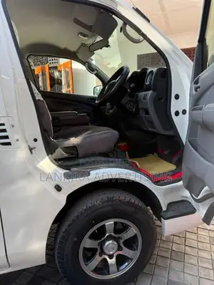 Nissan Caravan E 26 2015