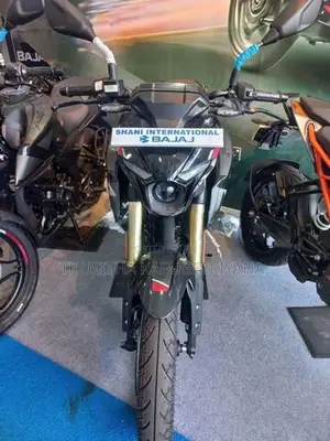 Bajaj Pulsar N160 Premium Black 2026