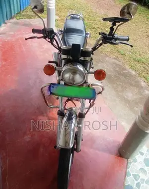 Suzuki GN 125 2024