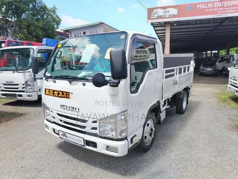 Isuzu Elf NKR85 10.5ft UNREGIS 2017