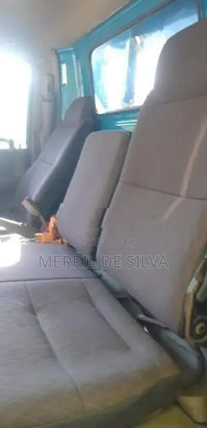 Isuzu 4HF1 1995