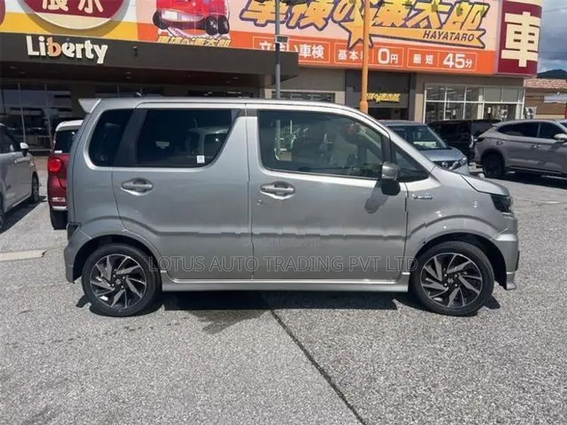 Suzuki Wagon R ZX Custom 2025