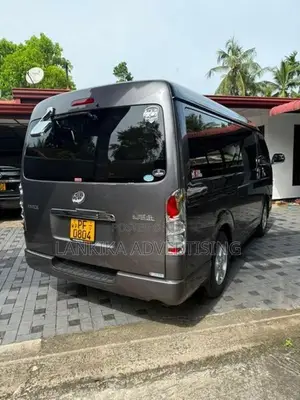 Toyota KDH SUPER GL 211 2007