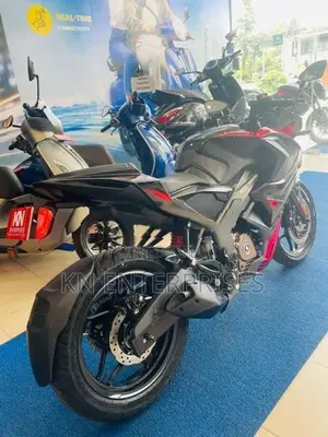 Bajaj Pulsar RS200 Brandnew 2026