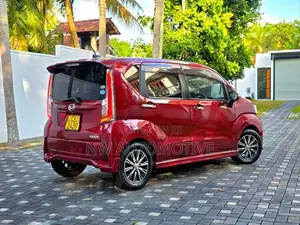 Daihatsu Move Custom G Grade 2018