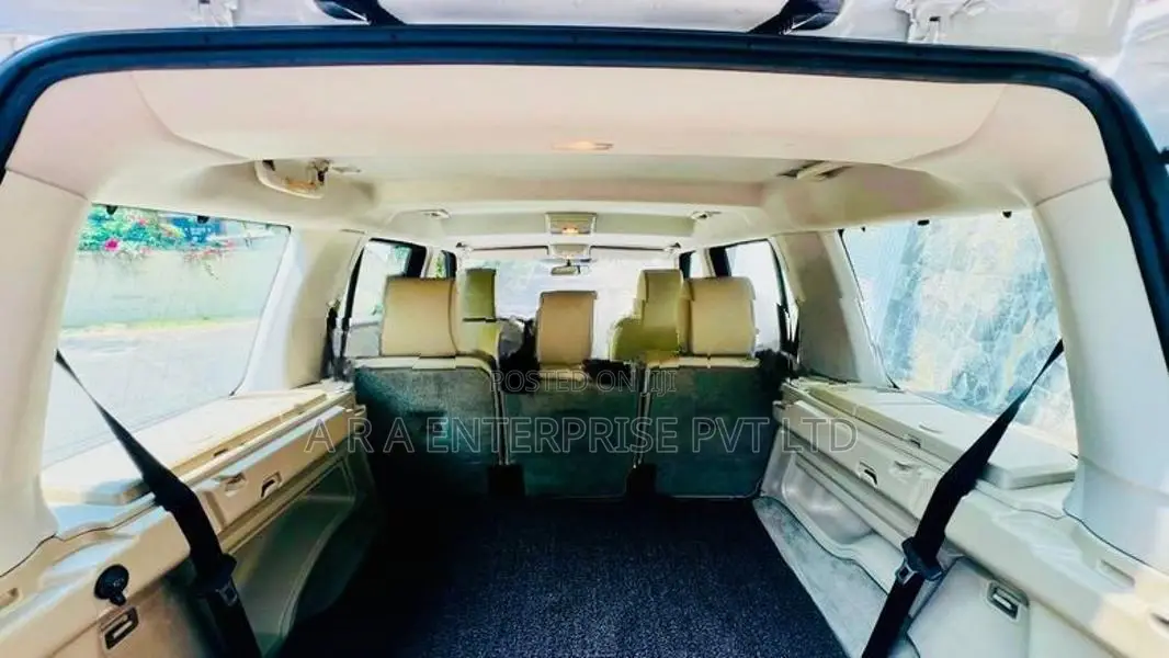 Land Rover Discovery 4 S 1ST Owner LOW KM 2015