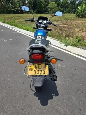 Bajaj Platina 100 2010