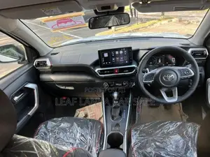 Toyota Raize Z Hybrid 2026