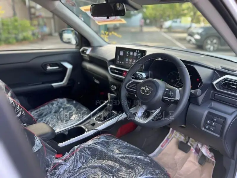 Toyota Raize Z Hybrid 2026