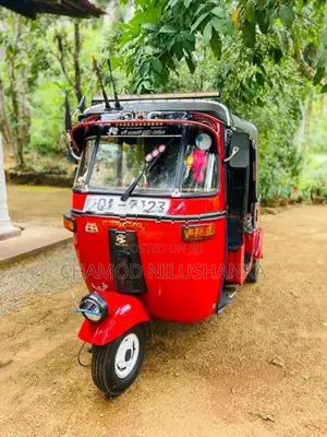 Bajaj RE 2005
