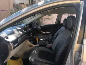 Tata Nexon XZA+ 2018