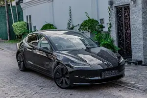 Tesla Model 3 Highlander 2024