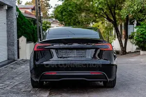 Tesla Model 3 Highlander 2024