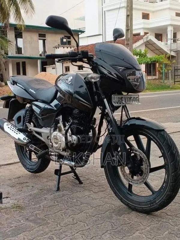Bajaj Pulsar 150 2017