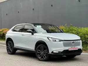 Honda Vezel Z Play MOONROOF 2026