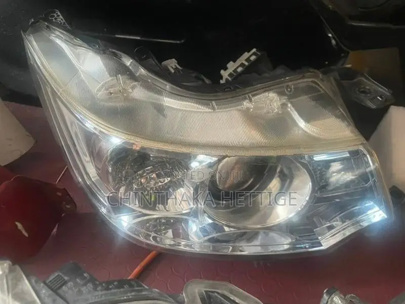 Suzuki Wagon R 44 Stingray Head Lights