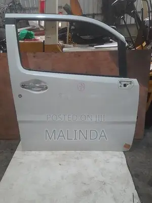 Suzuki Wagon R 55S Stingray RH Front Door Complete - Reconditioned
