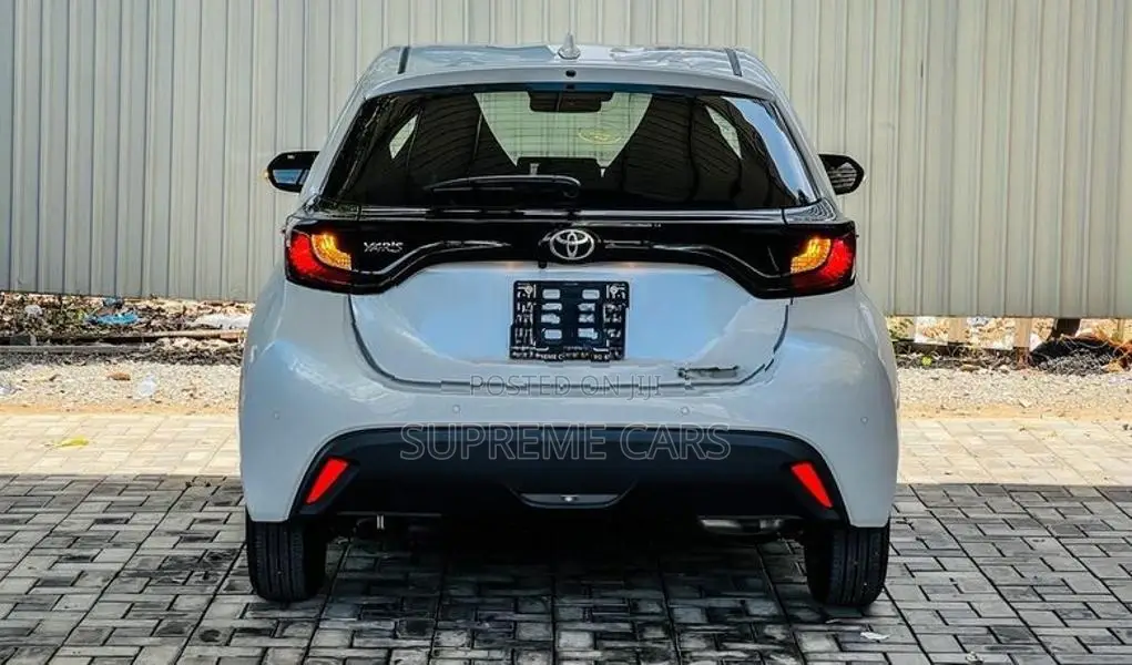 Toyota Yaris X Safety 4 Way 2024
