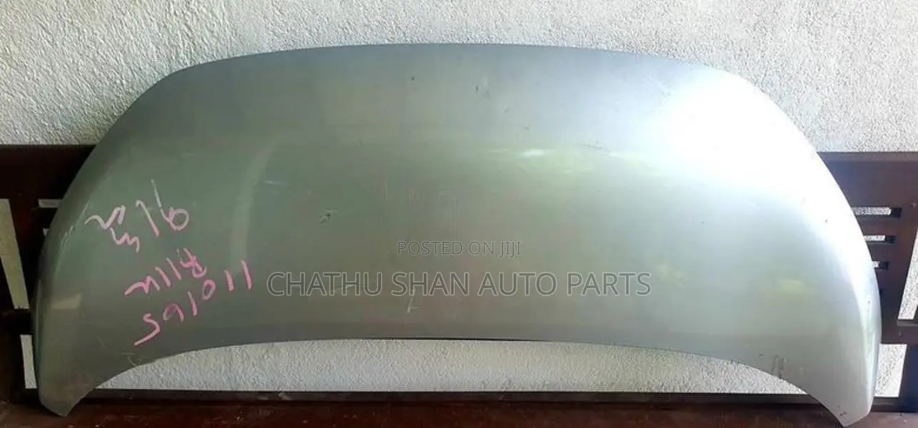 Mitsubishi ek wagon bonnet