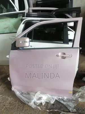 Suzuki Wagon R 44S (FZ) LH Front Door - Reconditioned