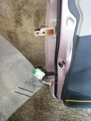 Suzuki Wagon R 44S (FZ) RH Front Door - Reconditioned