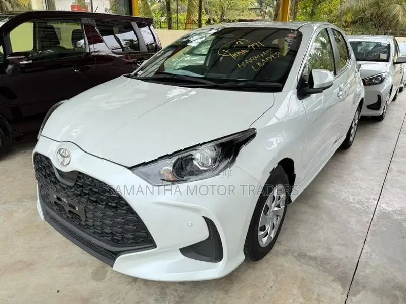 Toyota Yaris X Grade 2024