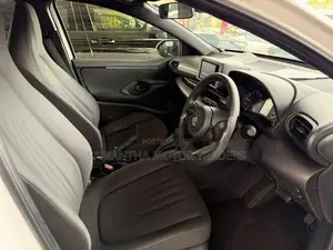 Toyota Yaris X Grade 2024