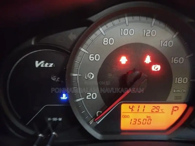 Toyota Vitz 2017