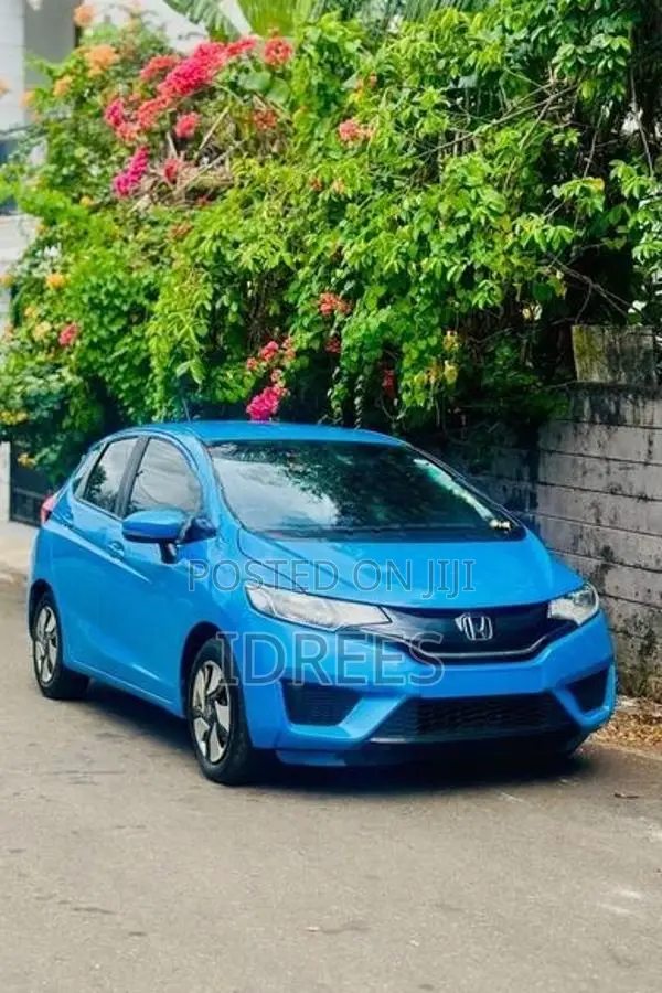 Honda Fit GP 5 2013
