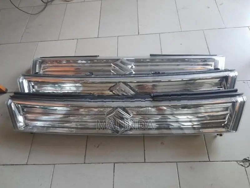 Suzuki Wagon R 44S Stingray Light Shell (White) - Reconditioned