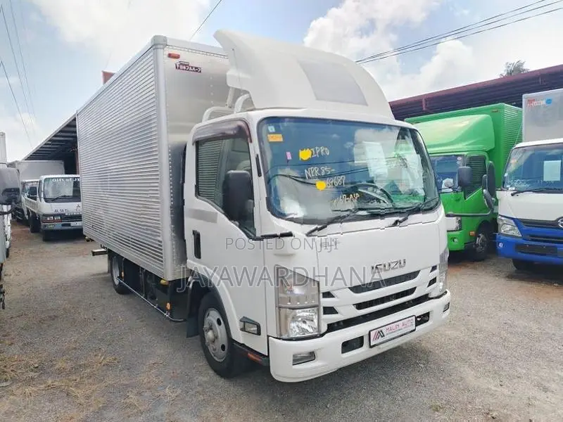 Isuzu Elf NPR85 14.5FT UNREG 2017