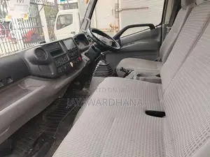 Hino Dutro DUNU 14.5 FT UNREGIS 2019